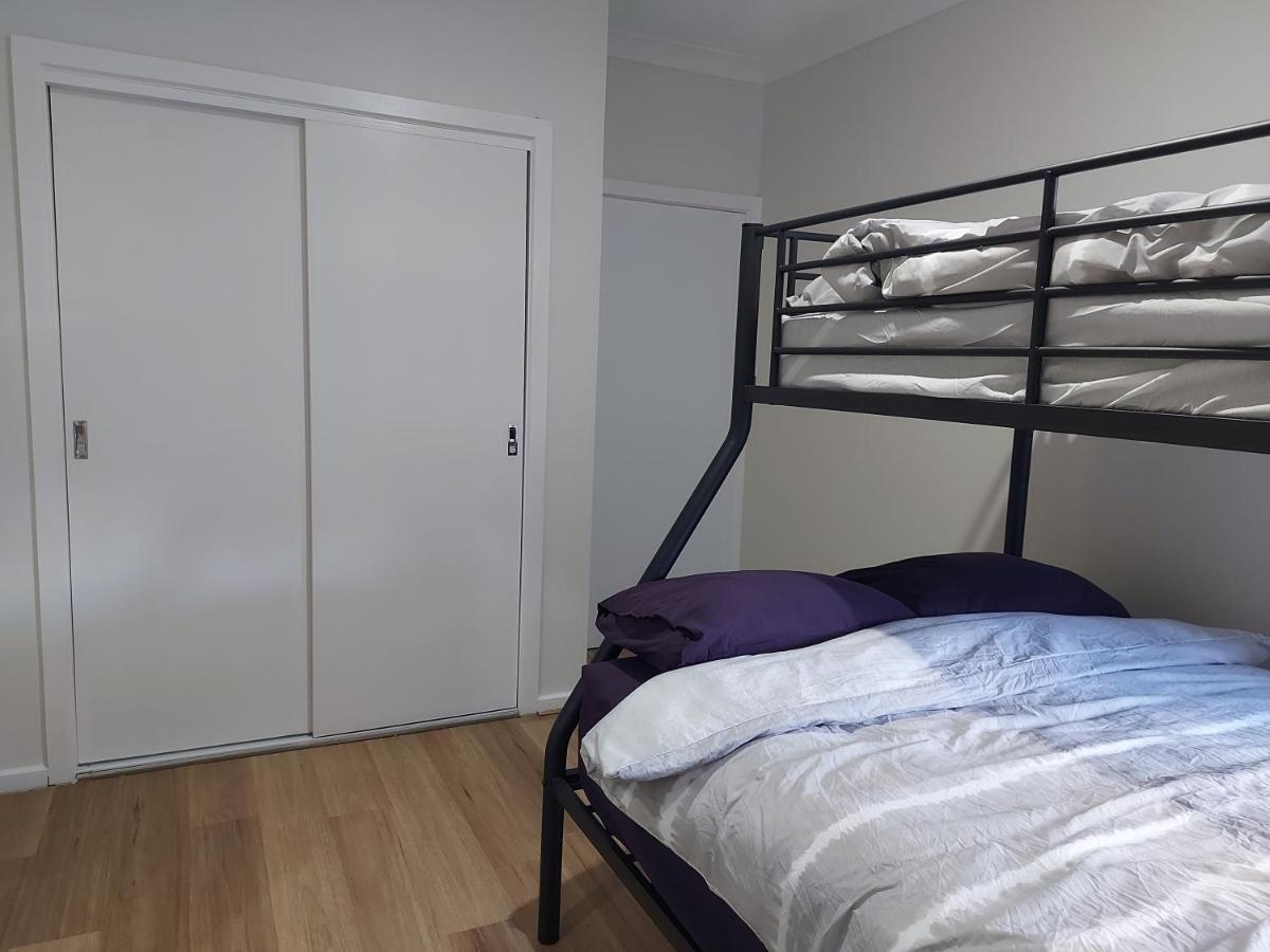 Maruve Guesthouse 12 Min From Melb Airport Melbourne Luaran gambar